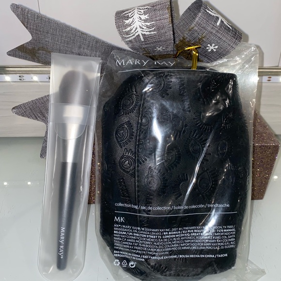 Mary Kay Limited Edition Collection Bag